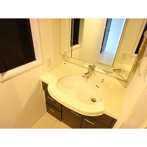 100463_204967_209725_9